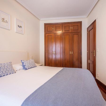 Plaza Pio XII Appartement San Sebastian Buitenkant foto